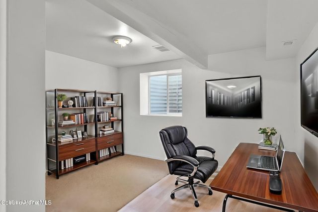 1302 N Moonstone ST, Post Falls, ID 83854