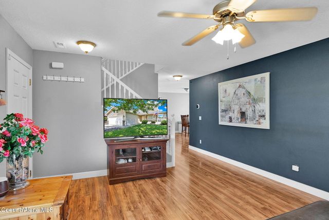 1302 N Moonstone ST, Post Falls, ID 83854