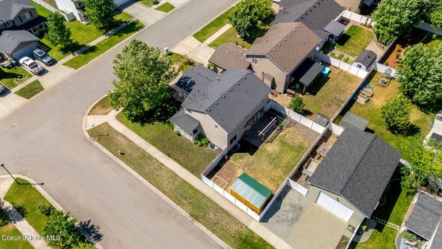 1302 N Moonstone ST, Post Falls, ID 83854