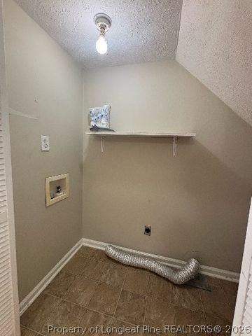 422 Kirkcaldy Court, Fayetteville, NC 28314