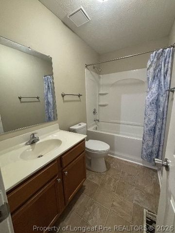 422 Kirkcaldy Court, Fayetteville, NC 28314