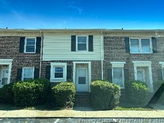 422 Kirkcaldy Court, Fayetteville, NC 28314