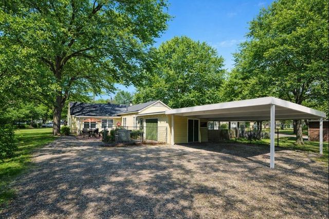 1505 Bonham Street, Commerce, TX 75428