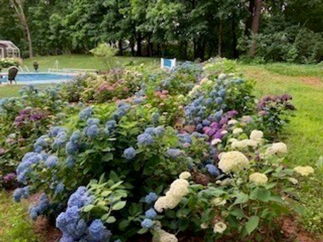32 Moore Road, Wayland, MA 01778