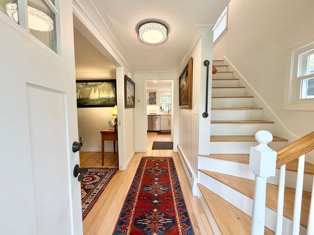 32 Moore Road, Wayland, MA 01778