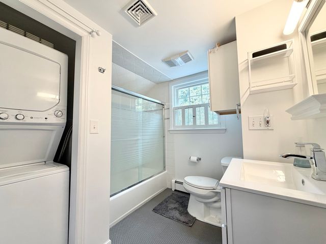 32 Moore Road, Wayland, MA 01778
