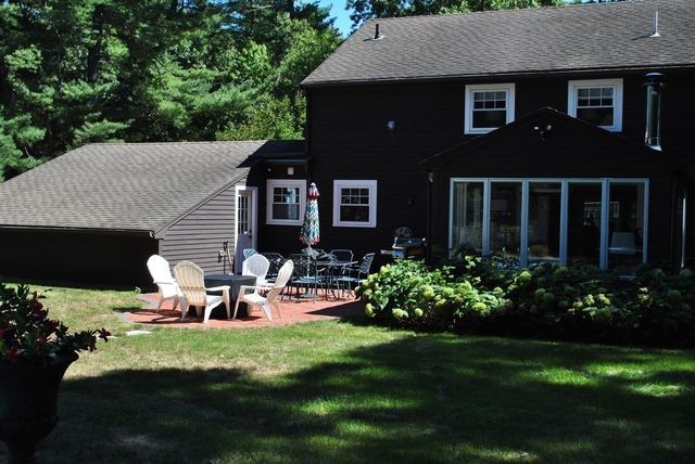32 Moore Road, Wayland, MA 01778