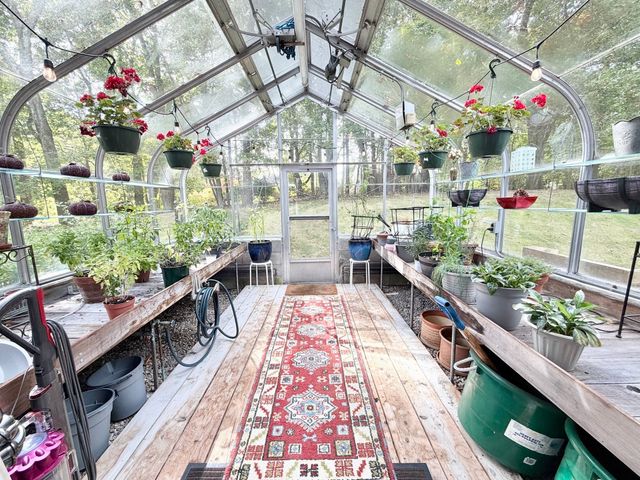 32 Moore Road, Wayland, MA 01778