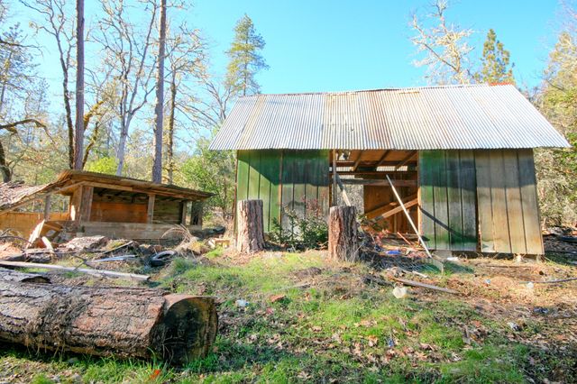 5000 Thompson Creek Road, Applegate, OR 97530