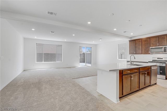 8072 Warrenview Street, Las Vegas, NV 89113