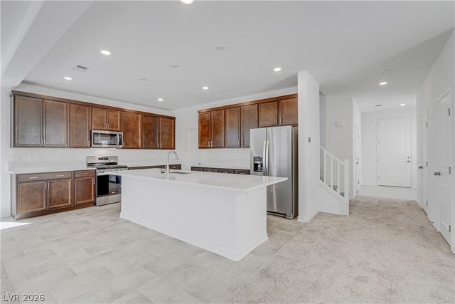 8072 Warrenview Street, Las Vegas, NV 89113