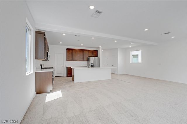 8072 Warrenview Street, Las Vegas, NV 89113