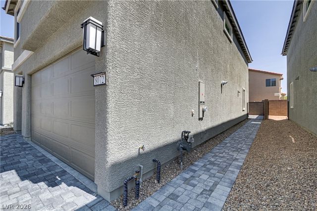 8072 Warrenview Street, Las Vegas, NV 89113