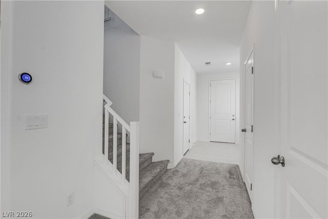 8072 Warrenview Street, Las Vegas, NV 89113