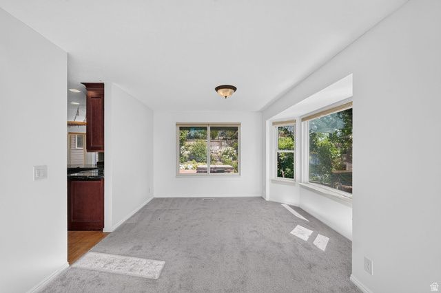 10043 S GRANITE LN, Sandy, UT 84092
