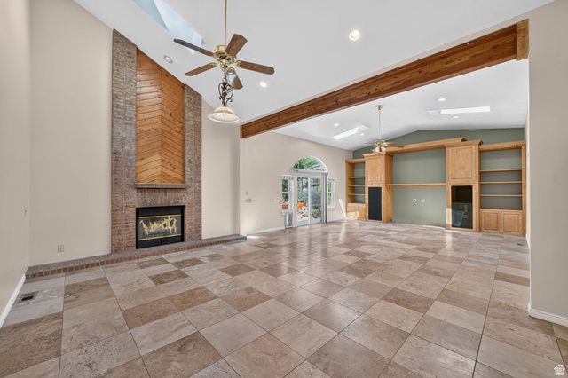 10043 S GRANITE LN, Sandy, UT 84092