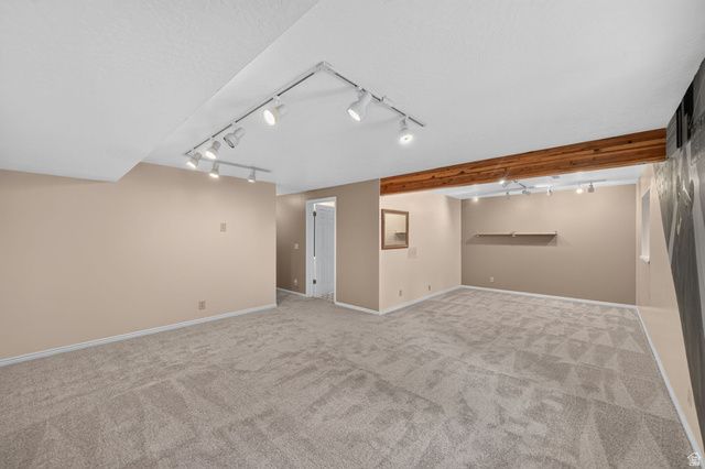 10043 S GRANITE LN, Sandy, UT 84092