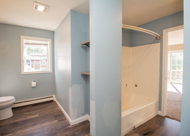 126 Sears Island Dr, Worcester, MA 01606