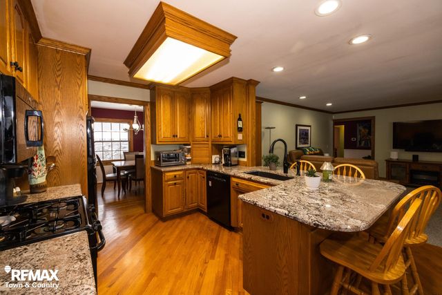 5477 Fernwood Drive, Flint, MI 48532