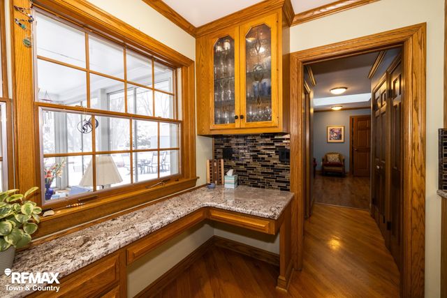 5477 Fernwood Drive, Flint, MI 48532