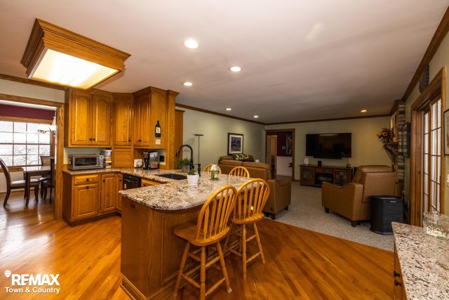 5477 Fernwood Drive, Flint, MI 48532