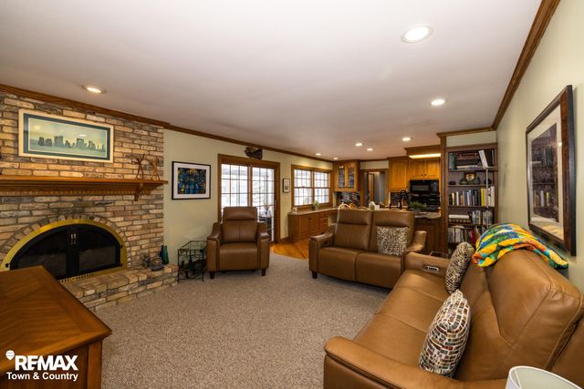 5477 Fernwood Drive, Flint, MI 48532