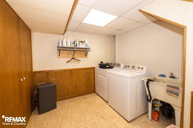 5477 Fernwood Drive, Flint, MI 48532