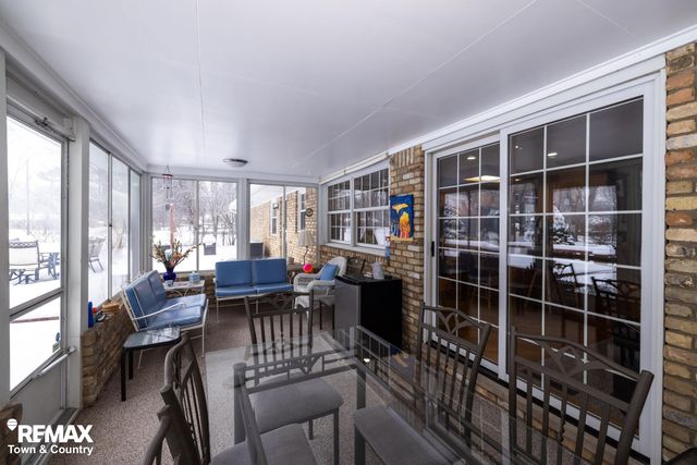 5477 Fernwood Drive, Flint, MI 48532