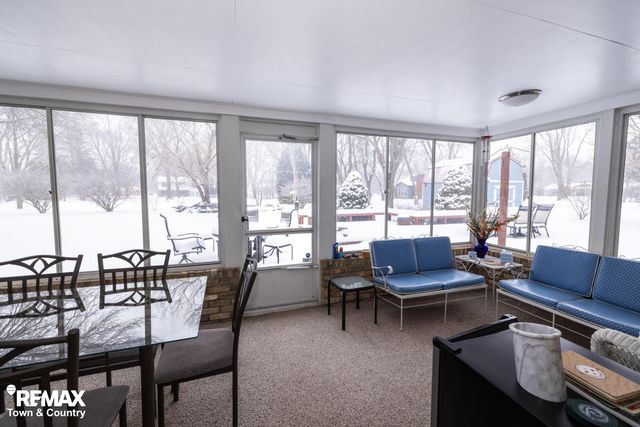 5477 Fernwood Drive, Flint, MI 48532