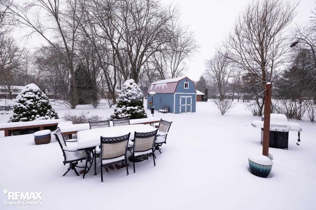 5477 Fernwood Drive, Flint, MI 48532