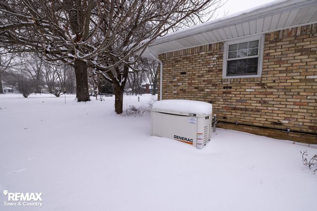 5477 Fernwood Drive, Flint, MI 48532