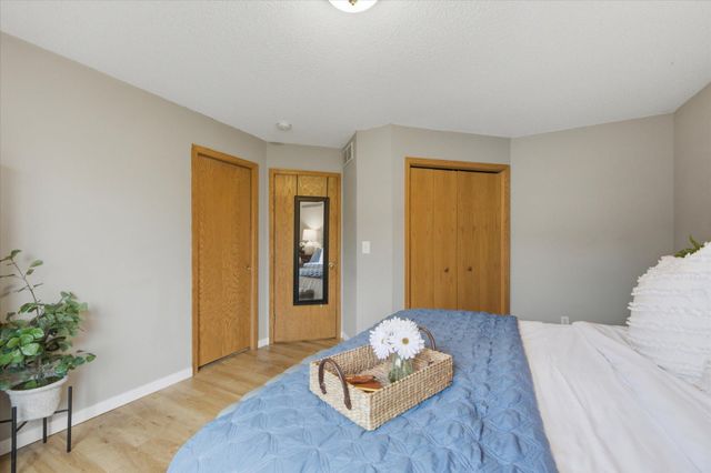 414 Maple Knoll Way NW, Saint Michael, MN 55376
