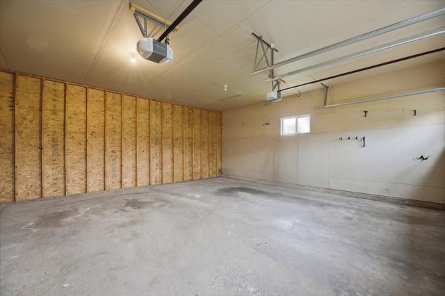 414 Maple Knoll Way NW, Saint Michael, MN 55376