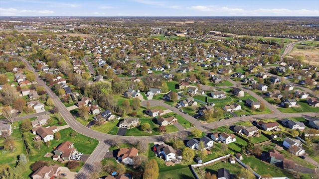 414 Maple Knoll Way NW, Saint Michael, MN 55376