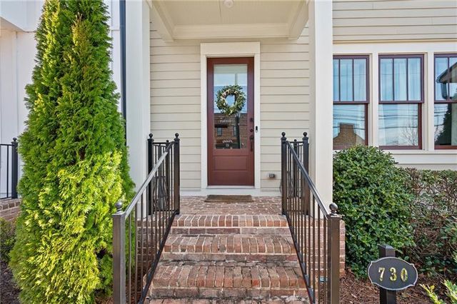 730 Elmwood Way, Roswell, GA 30075