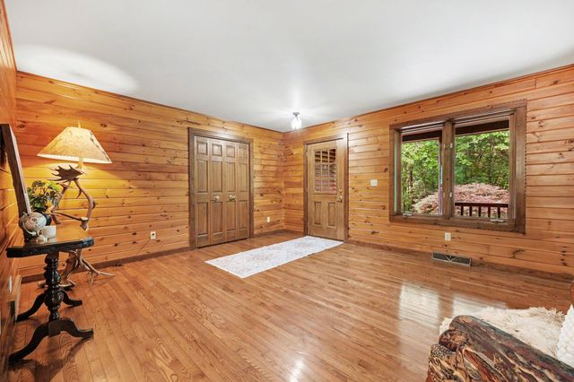 655 Auburn Trail SE, Ada, MI 49301