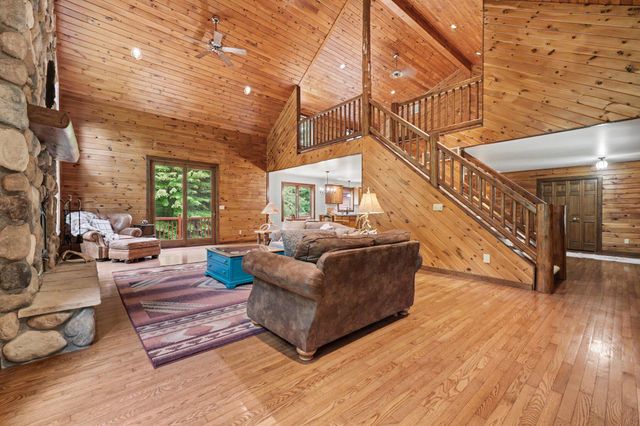 655 Auburn Trail SE, Ada, MI 49301
