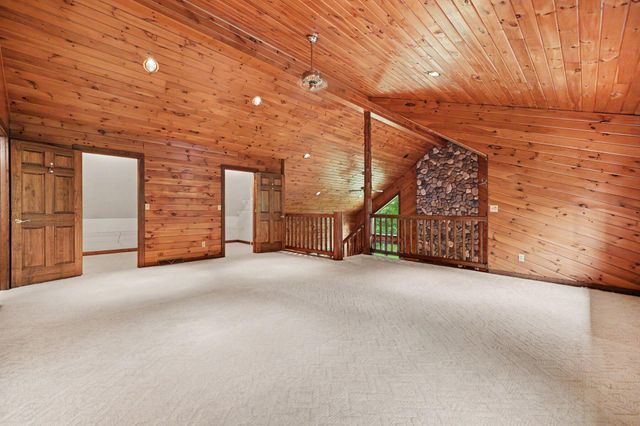 655 Auburn Trail SE, Ada, MI 49301