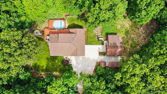 655 Auburn Trail SE, Ada, MI 49301