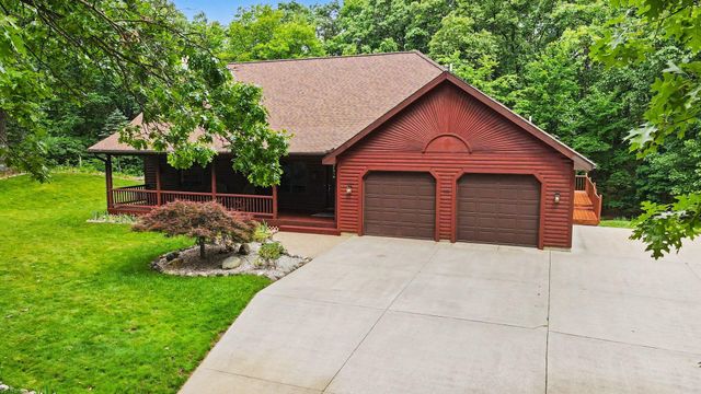 655 Auburn Trail SE, Ada, MI 49301