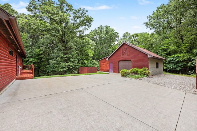 655 Auburn Trail SE, Ada, MI 49301