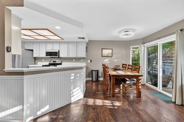 1379 Zephyr Dr, Yuba City, CA 95991