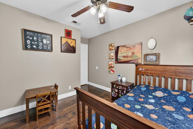 1379 Zephyr Dr, Yuba City, CA 95991