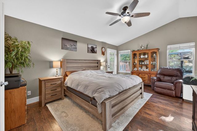 1379 Zephyr Dr, Yuba City, CA 95991