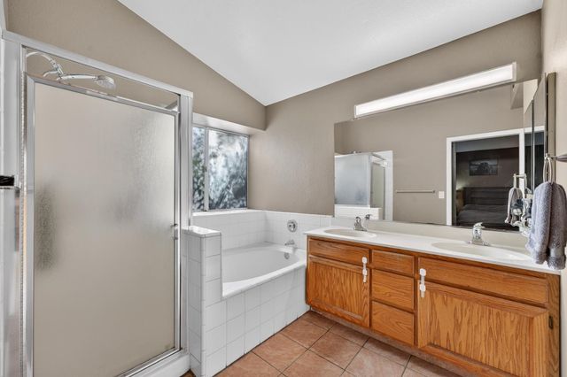 1379 Zephyr Dr, Yuba City, CA 95991