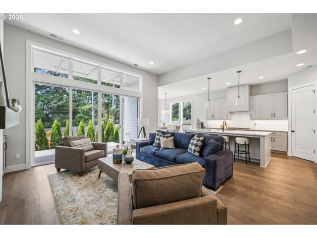 9244 Sw 74TH Ave, Portland, OR 97223