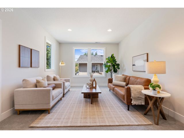9244 Sw 74TH Ave, Portland, OR 97223