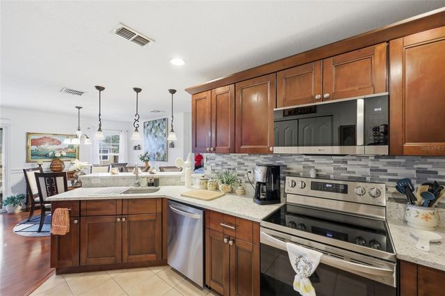 3961 PEMBERLY PINES CIRCLE, St Cloud, FL 34769