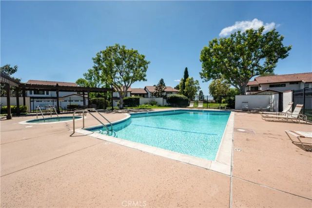 2782 Longwood Court, Costa Mesa, CA 92626