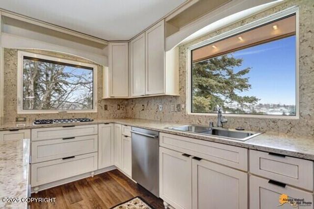 3340 Lakeside Drive, Anchorage, AK 99515